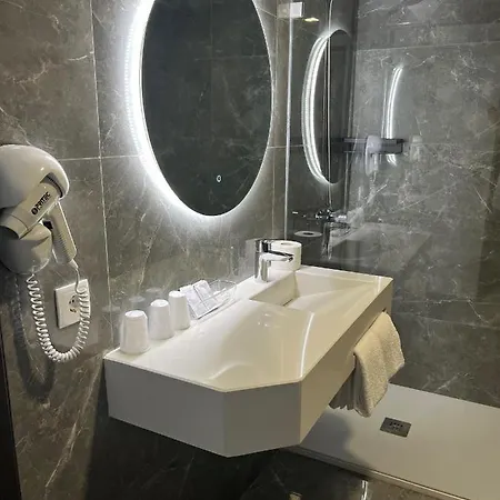 Hotel 4 Estações Fátima