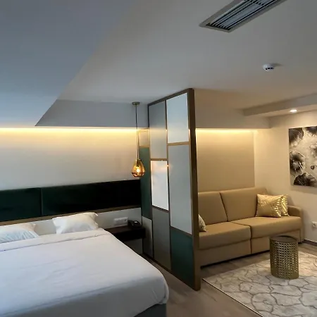 4 Estacoes Otel 3*