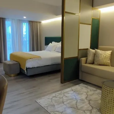 4 Estações Hotel 3*