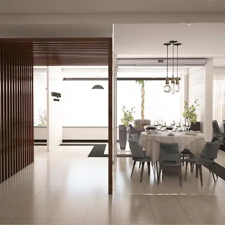 Hotel 4 Estações 3*