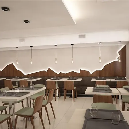 Hotel 4 Estações Fátima