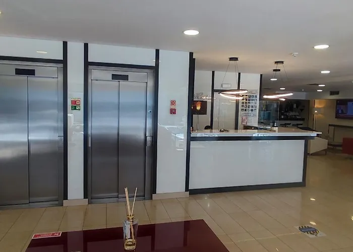 4 Estacoes Отель Фатима